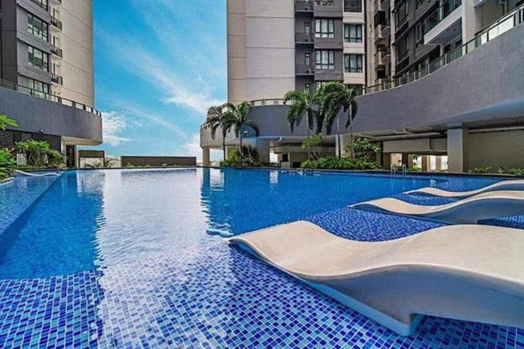 Luxury Penthouse R&f Princess Cove City View Apartment Johor Bahru