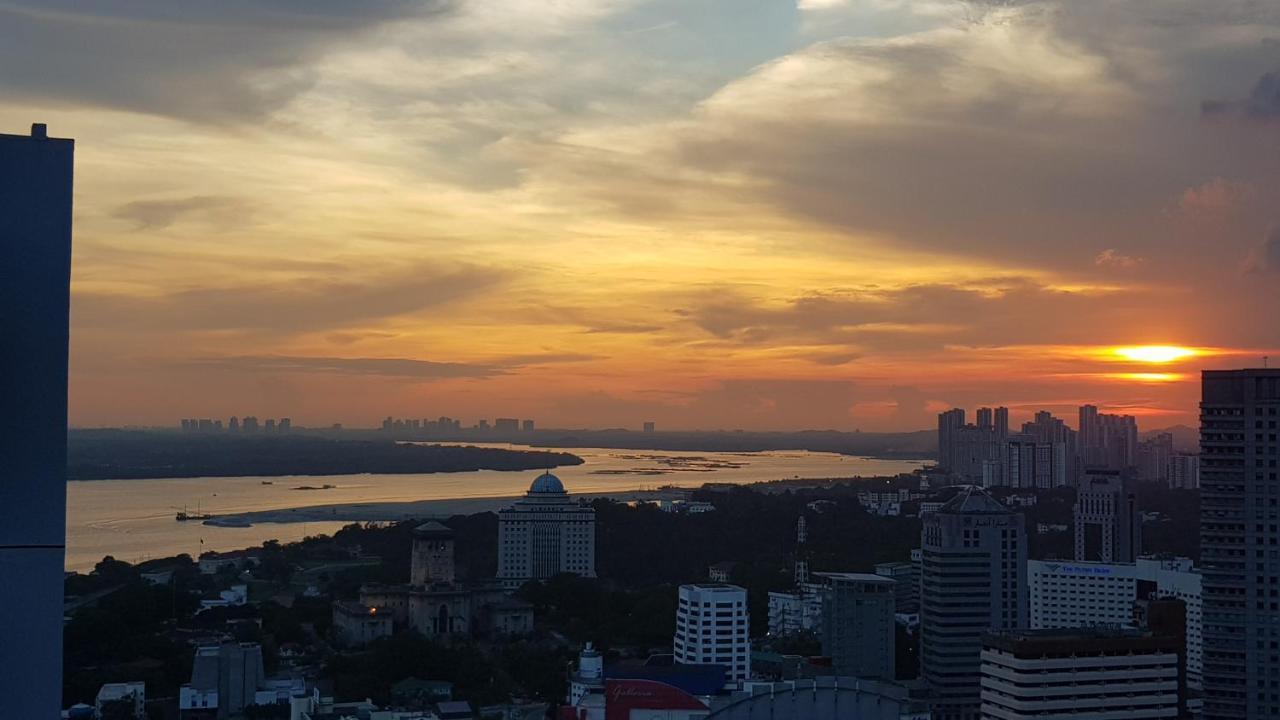 Luxury Penthouse R&f Princess Cove City View Apartment *