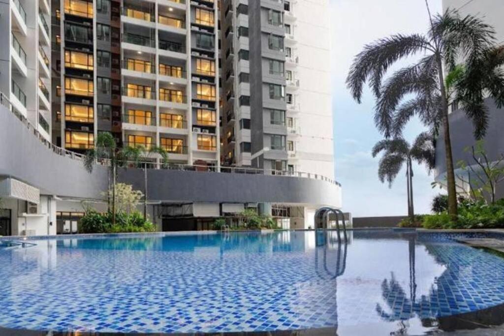 Apartment Luxury Penthouse R&f Princess Cove City View